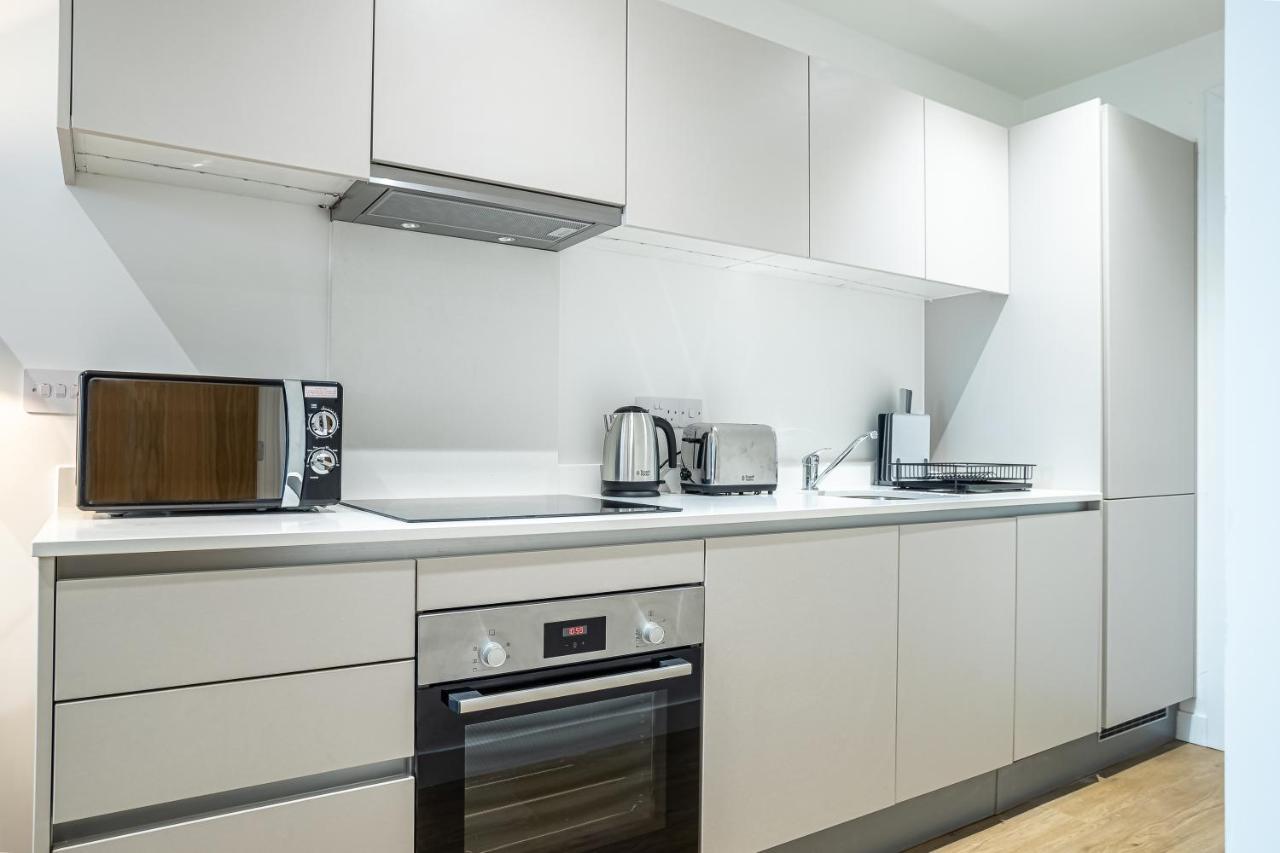 Luxe Apartments Bracknell Near Ascot, Legoland, Windsor, Lexicon - Free Parking & Gym ภายนอก รูปภาพ