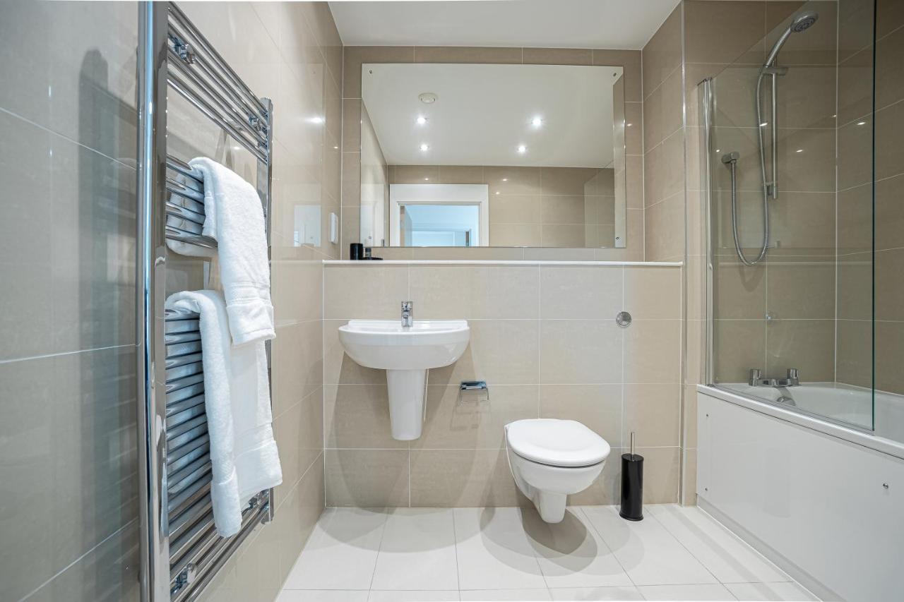 Luxe Apartments Bracknell Near Ascot, Legoland, Windsor, Lexicon - Free Parking & Gym ภายนอก รูปภาพ