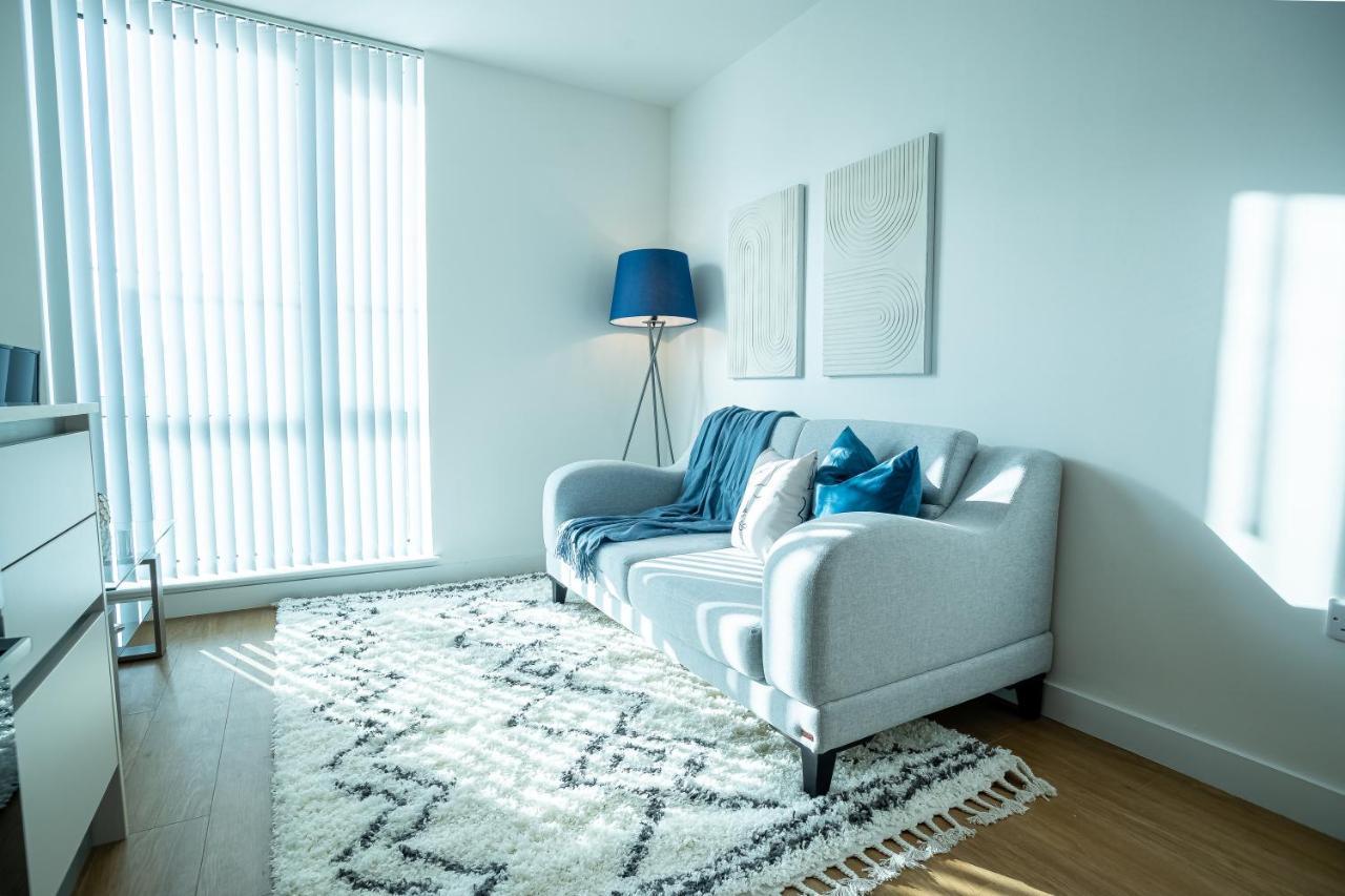 Luxe Apartments Bracknell Near Ascot, Legoland, Windsor, Lexicon - Free Parking & Gym ภายนอก รูปภาพ