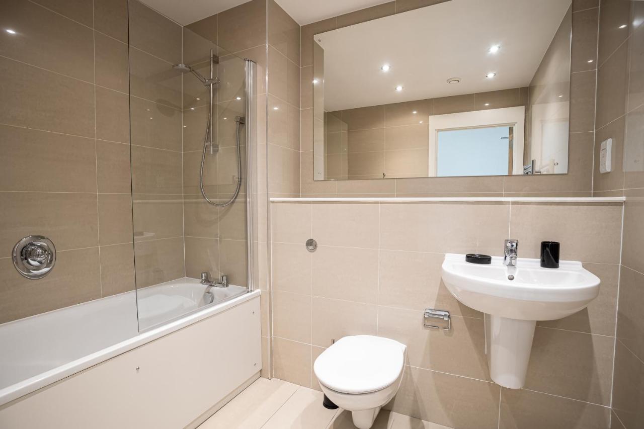 Luxe Apartments Bracknell Near Ascot, Legoland, Windsor, Lexicon - Free Parking & Gym ภายนอก รูปภาพ